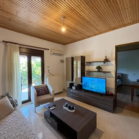 Granny's House Nikiti (Sithonia)