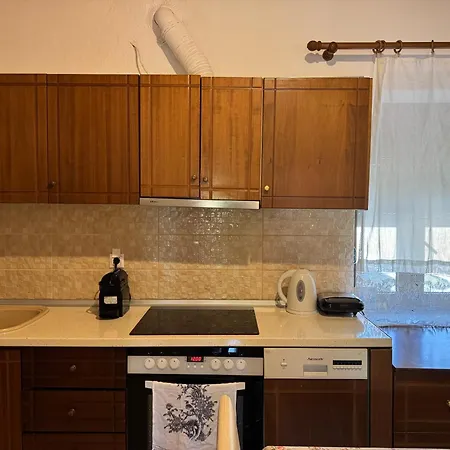 Granny's House * Nikiti (Sithonia)